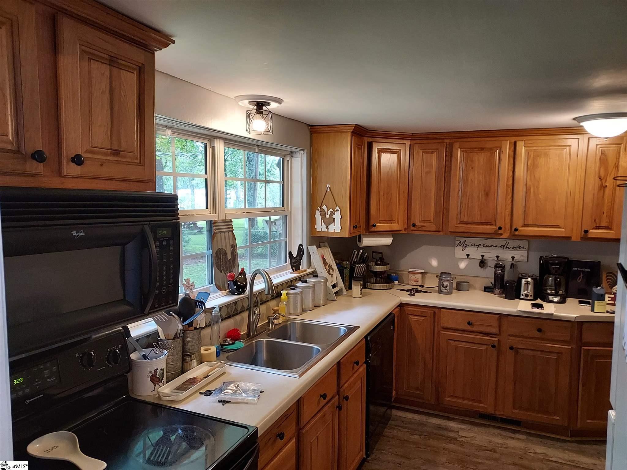 606 Old Pelzer Road Piedmont, SC 29673 - Photo 6 of 16 Gallery Image 6