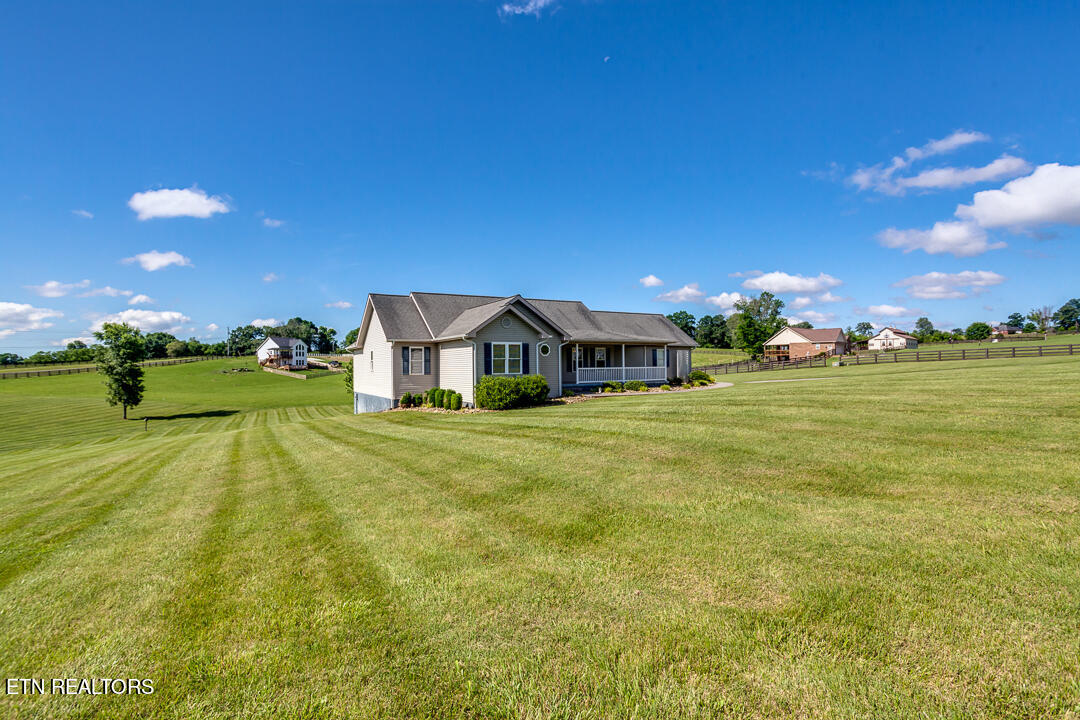 347 Ranch Road Blaine, TN 37709 - Photo 3 of 58 003240530-1-347RanchRdBlaineTn-SCREEN SI