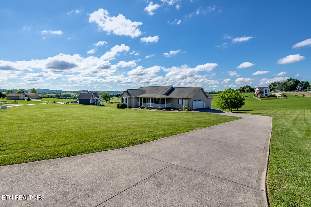 347 Ranch Road Blaine, TN 37709 - Photo 4 of 58 004240530-1-347RanchRdBlaineTn-SCREEN SI