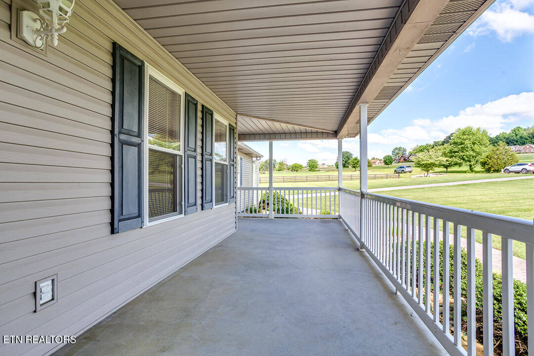 347 Ranch Road Blaine, TN 37709 - Photo 5 of 58 007240530-1-347RanchRdBlaineTn-SCREEN SI