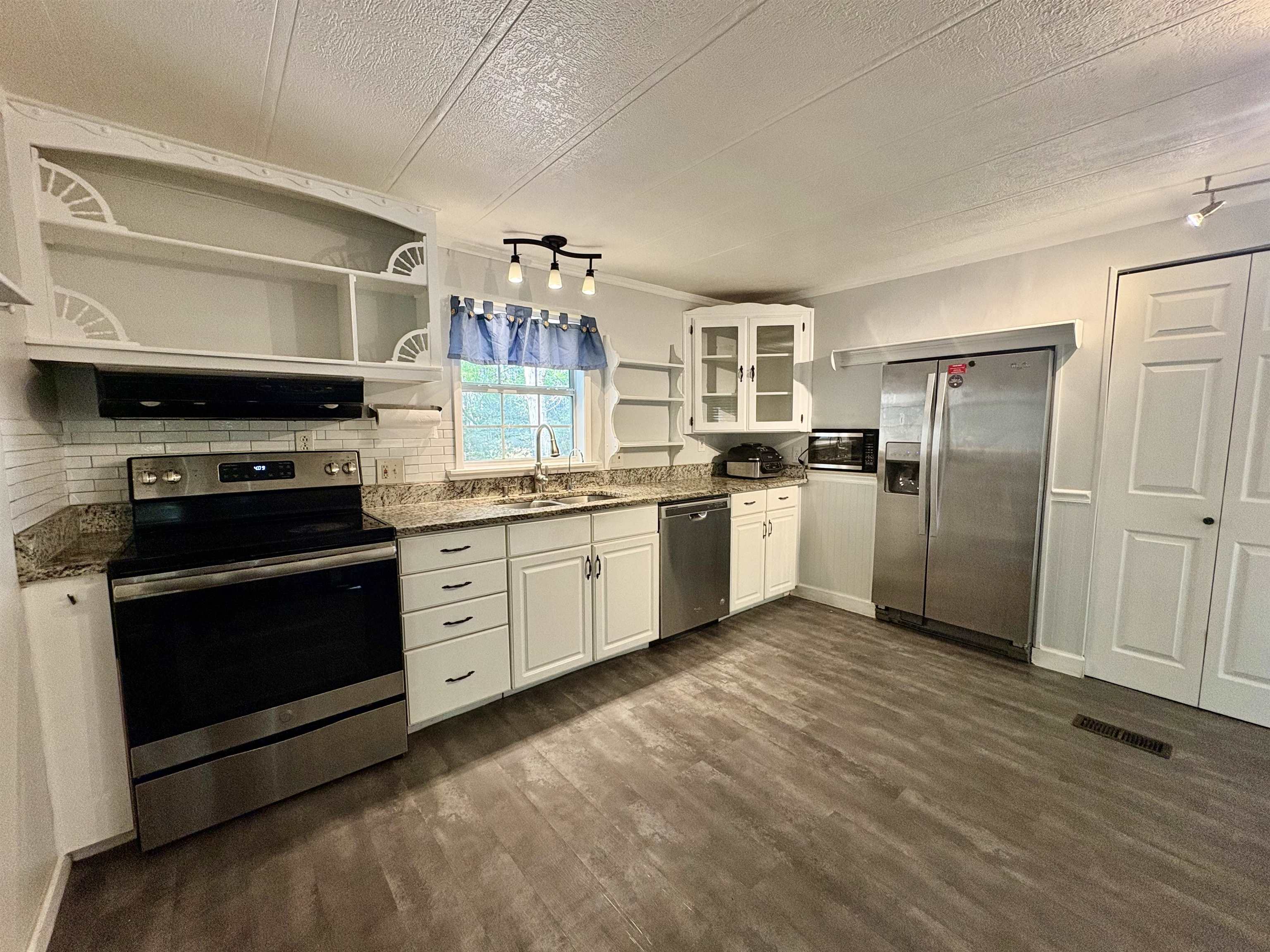 742 Richmond Trail Murrells Inlet, SC 29576 - Photo 7 of 18