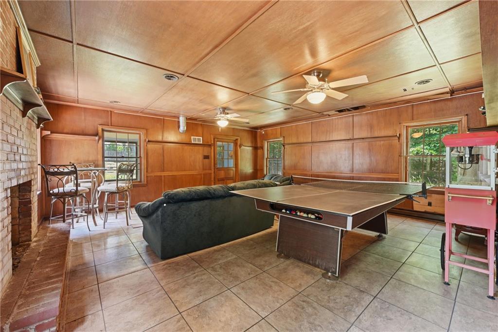 401 Robertson Road Hermitage, PA 16148 - Photo 39 of 47