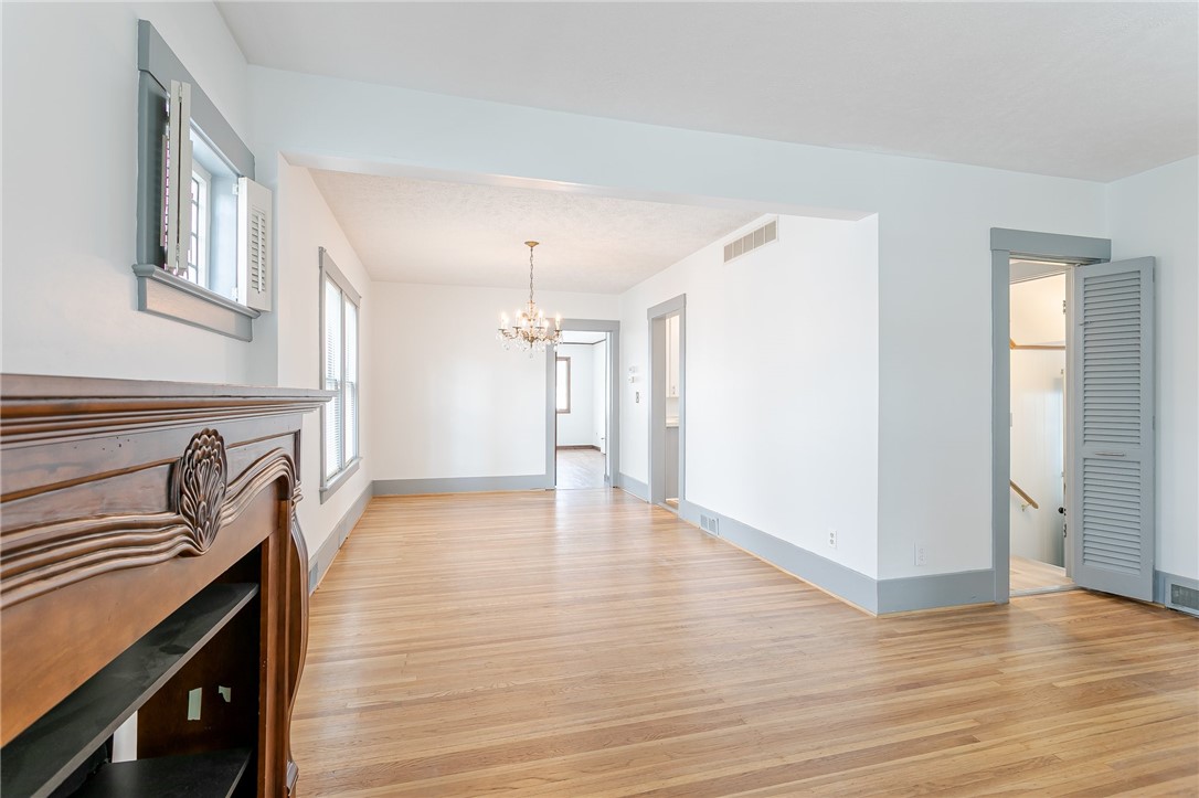 176 Merwin Avenue Rochester, NY 14609 - Photo 6 of 24