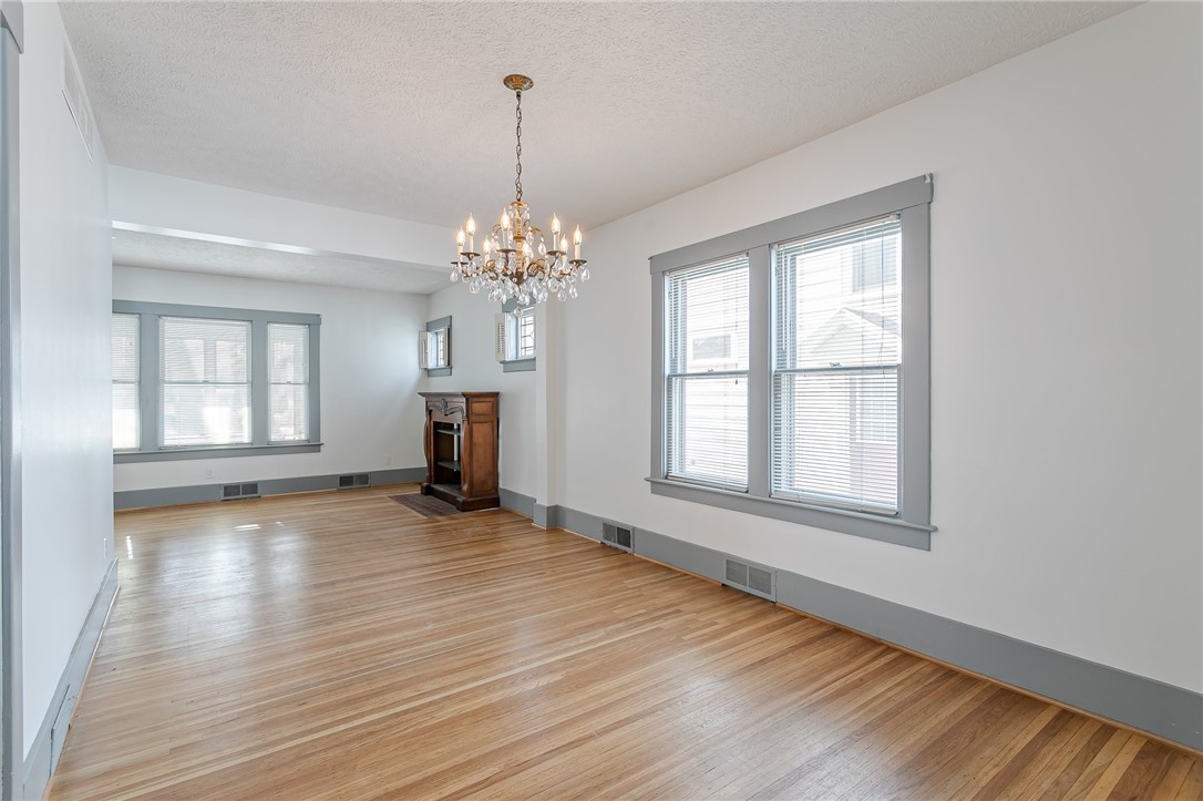 176 Merwin Avenue Rochester, NY 14609 - Photo 9 of 24