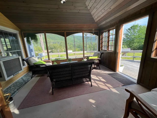 $1,125 | 651 River Road, Unit 9, Lyme, NH 03768