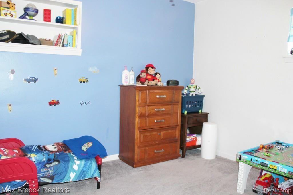4024 West Webster Road Royal Oak, MI 48073 - Photo 22 of 30 IMG_4746.jpg