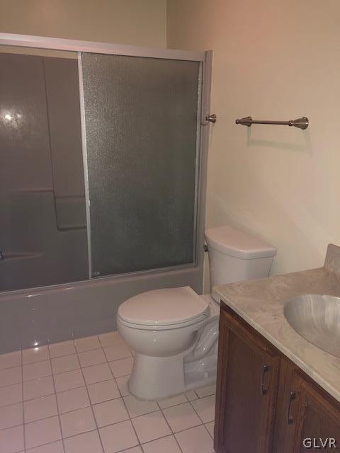 3423 Limestone Drive Whitehall, PA 18052 - Photo 8 of 10 a bathroom with a toilet a sink and shower