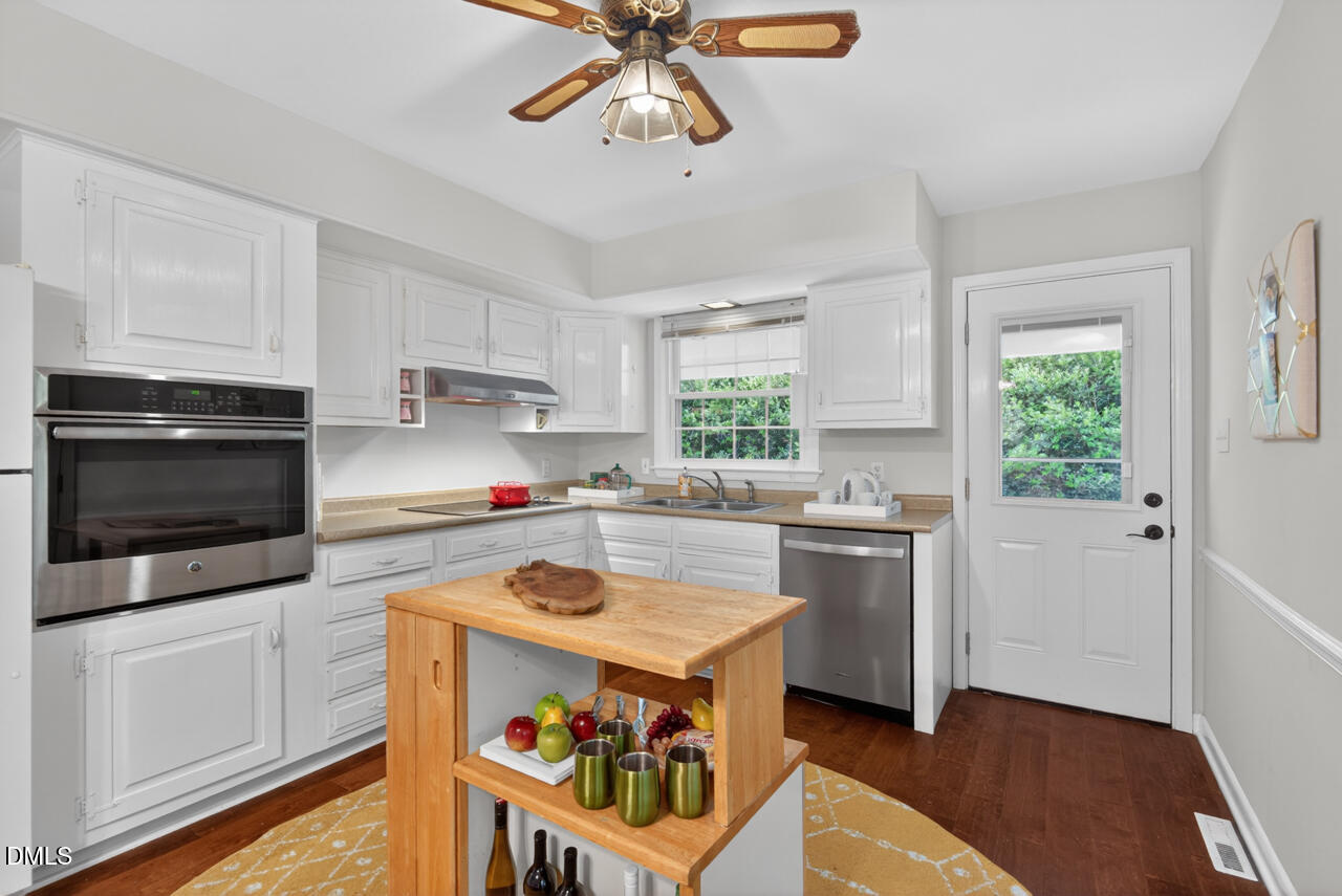 2007 Seneca Road Raleigh, NC 27604 - Photo 12 of 63