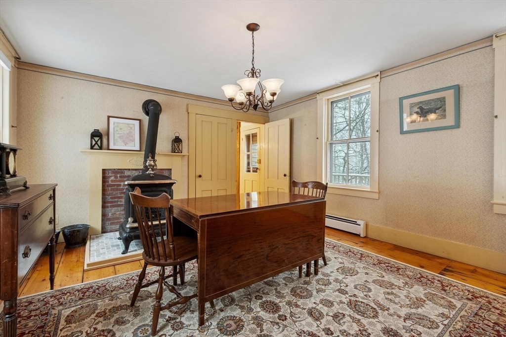 19 Hubbardston Road Princeton, MA 01541 - Photo 11 of 42