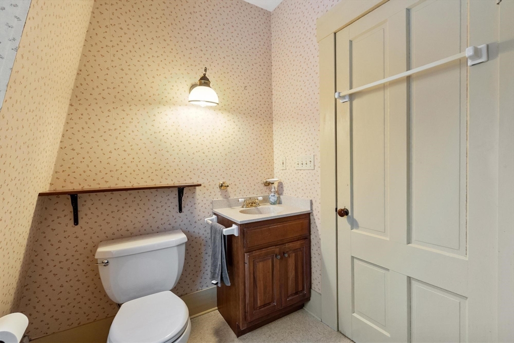 19 Hubbardston Road Princeton, MA 01541 - Photo 30 of 42