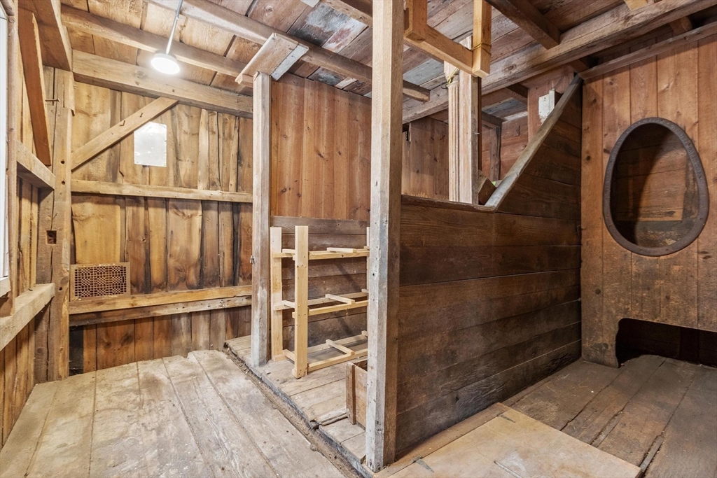 19 Hubbardston Road Princeton, MA 01541 - Photo 34 of 42