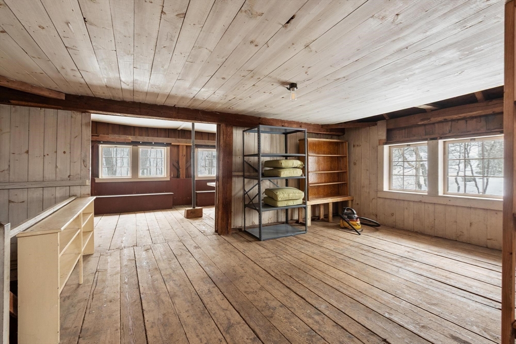 19 Hubbardston Road Princeton, MA 01541 - Photo 36 of 42