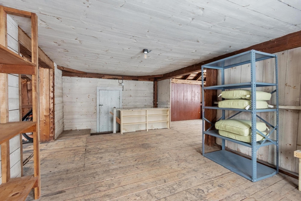 19 Hubbardston Road Princeton, MA 01541 - Photo 37 of 42