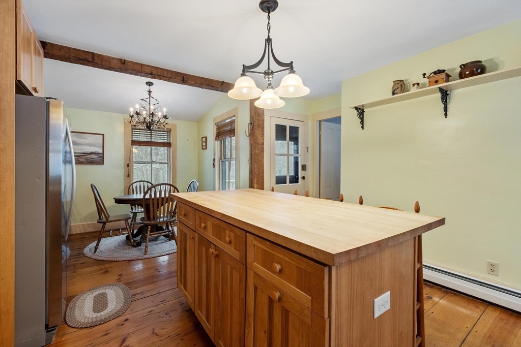 19 Hubbardston Road Princeton, MA 01541 - Photo 7 of 42