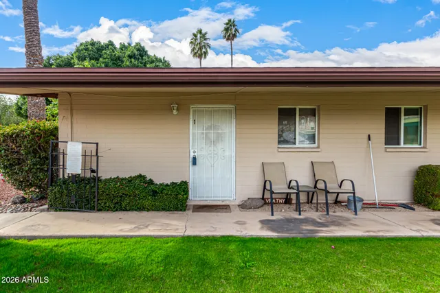 a view of outdoor space yard and patio