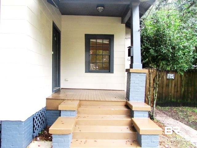 134 Hyland Avenue Mobile, AL 36607 - Photo 2 of 16