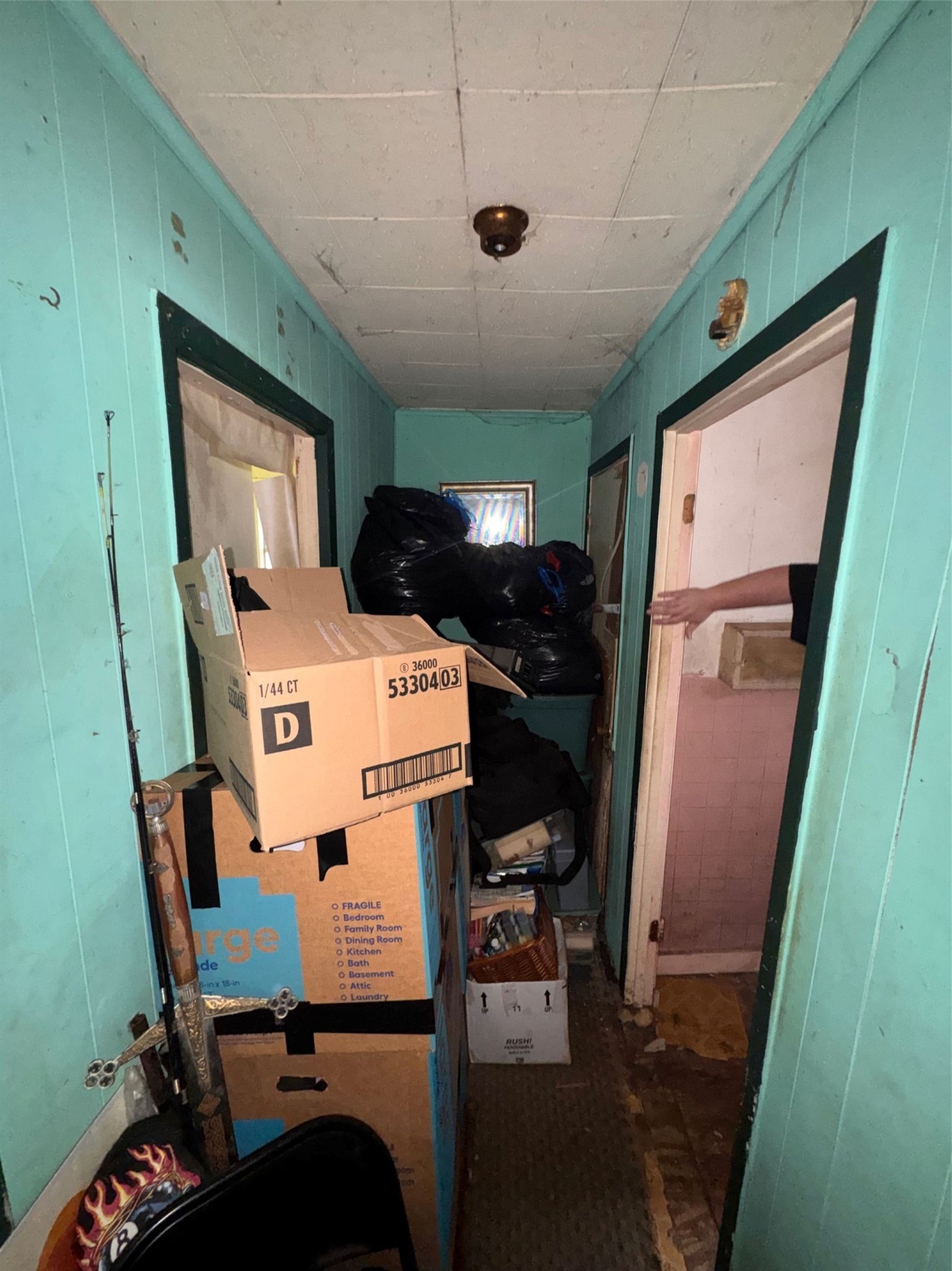 6021 Hertford Street Houston, TX 77048 - Photo 7 of 16 a dining room with furniture and window