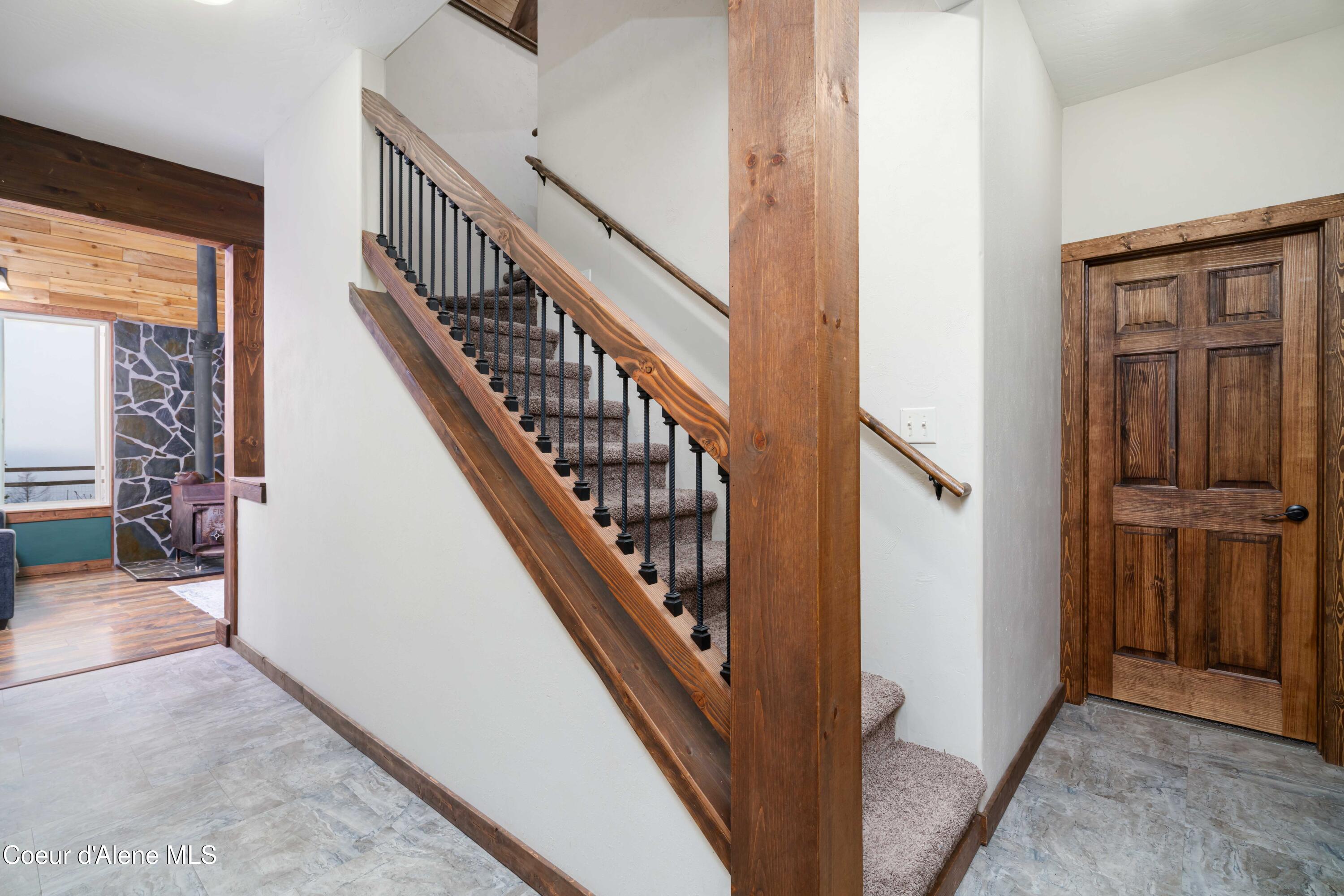 12251 West Blessing Hill Road Post Falls, ID 83854 - Photo 12 of 43 12251WBlessingHlRd.--16