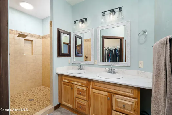 $1,125,000 | 12251 West Blessing Hill Road, Post Falls, ID 83854