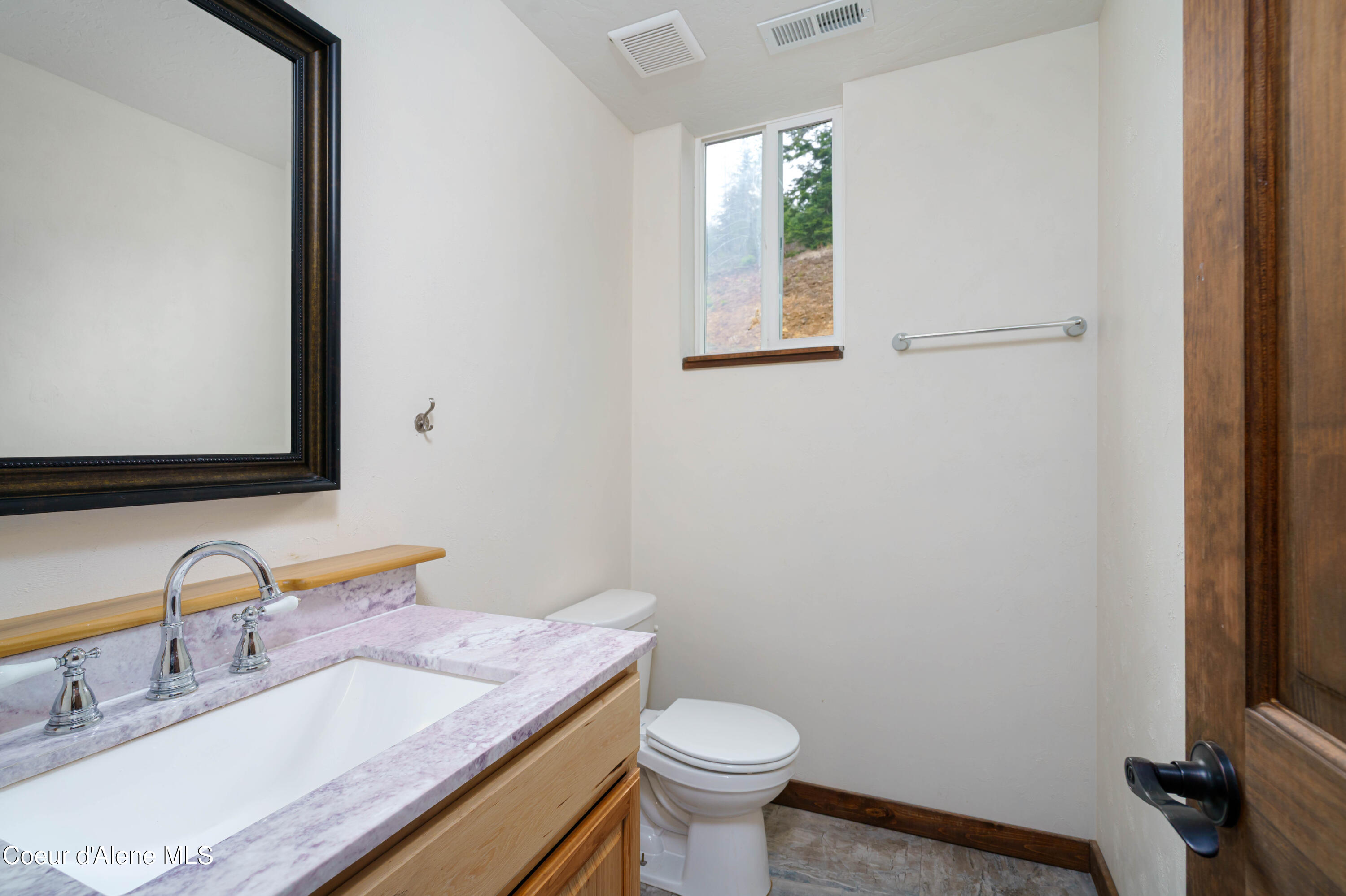 12251 West Blessing Hill Road Post Falls, ID 83854 - Photo 19 of 43 12251WBlessingHlRd.--18