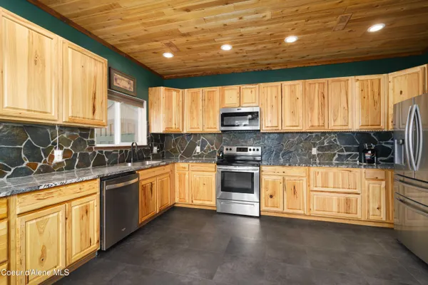 $1,125,000 | 12251 West Blessing Hill Road, Post Falls, ID 83854
