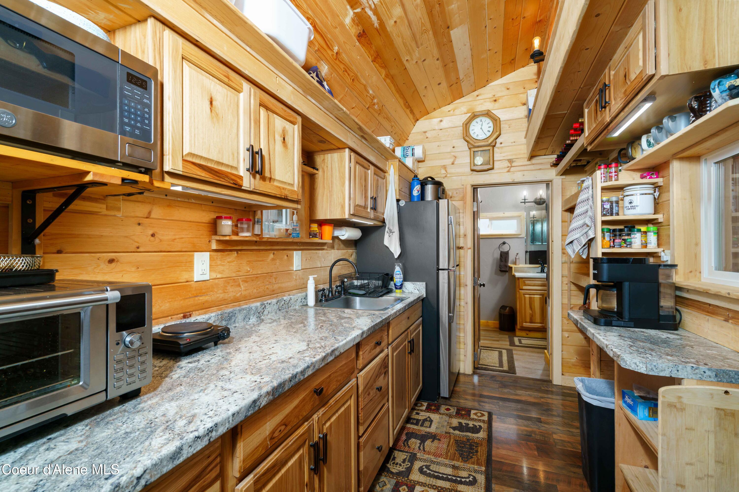 12251 West Blessing Hill Road Post Falls, ID 83854 - Photo 37 of 43 12251WBlessingHlRd.--38