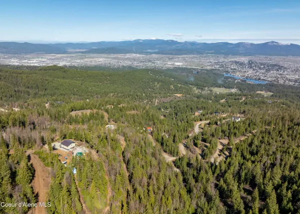 $1,125,000 | 12251 West Blessing Hill Road, Post Falls, ID 83854