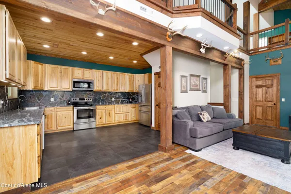 $1,125,000 | 12251 West Blessing Hill Road, Post Falls, ID 83854