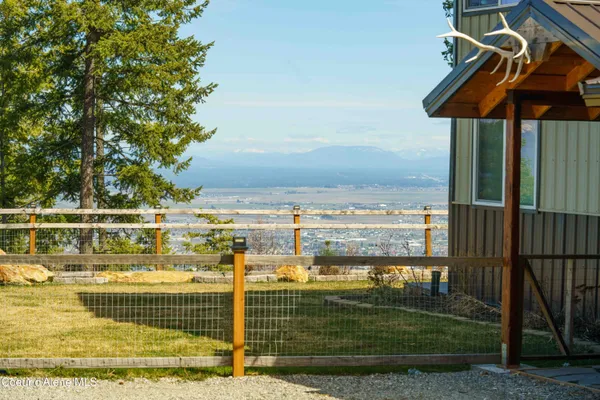 $1,125,000 | 12251 West Blessing Hill Road, Post Falls, ID 83854