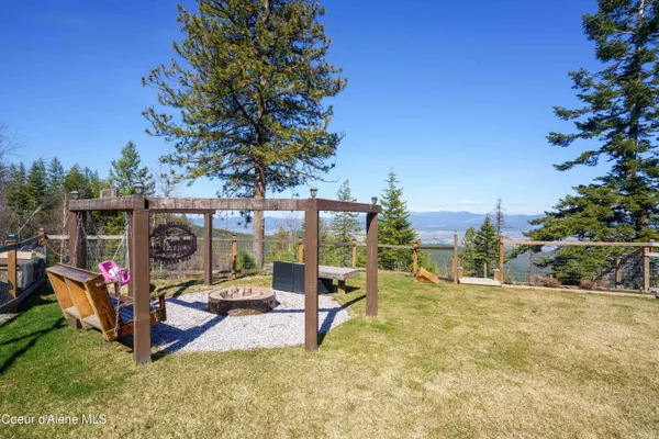 $1,125,000 | 12251 West Blessing Hill Road, Post Falls, ID 83854