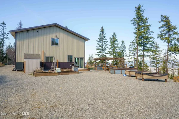 $1,125,000 | 12251 West Blessing Hill Road, Post Falls, ID 83854