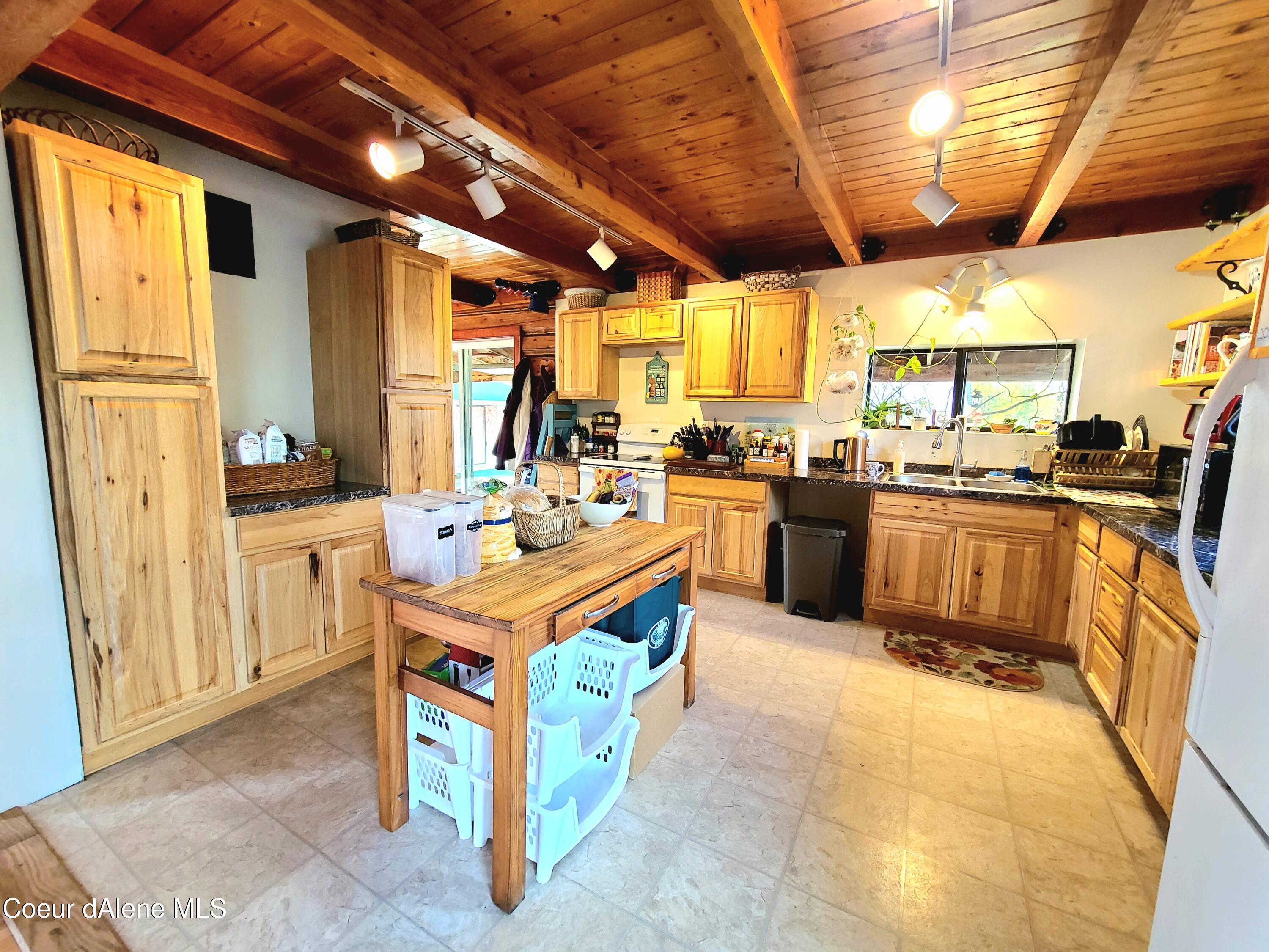 616 Painter Road Clark Fork, ID 83811 - Photo 20 of 64 Kitchen
