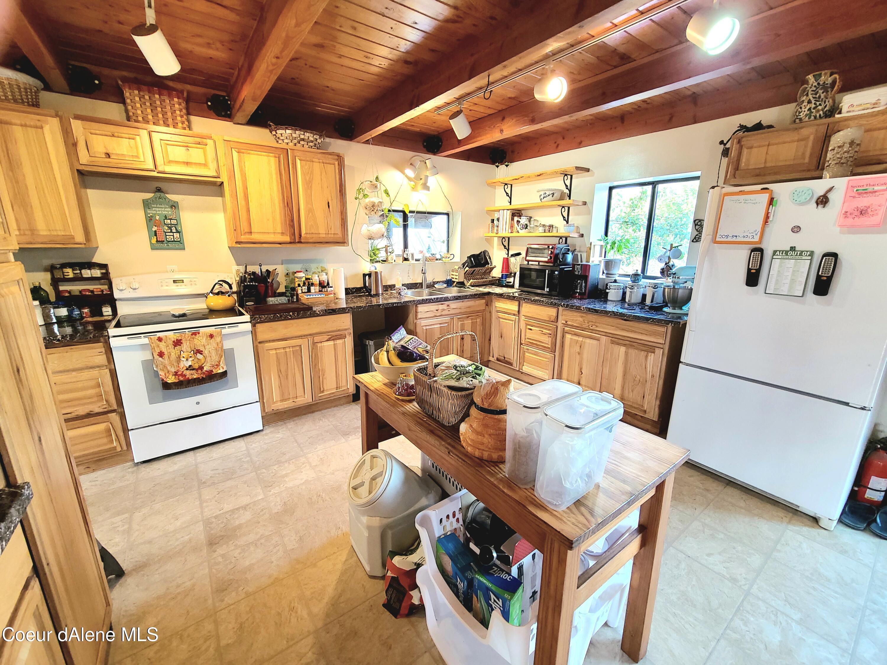 616 Painter Road Clark Fork, ID 83811 - Photo 21 of 64 Kitchen