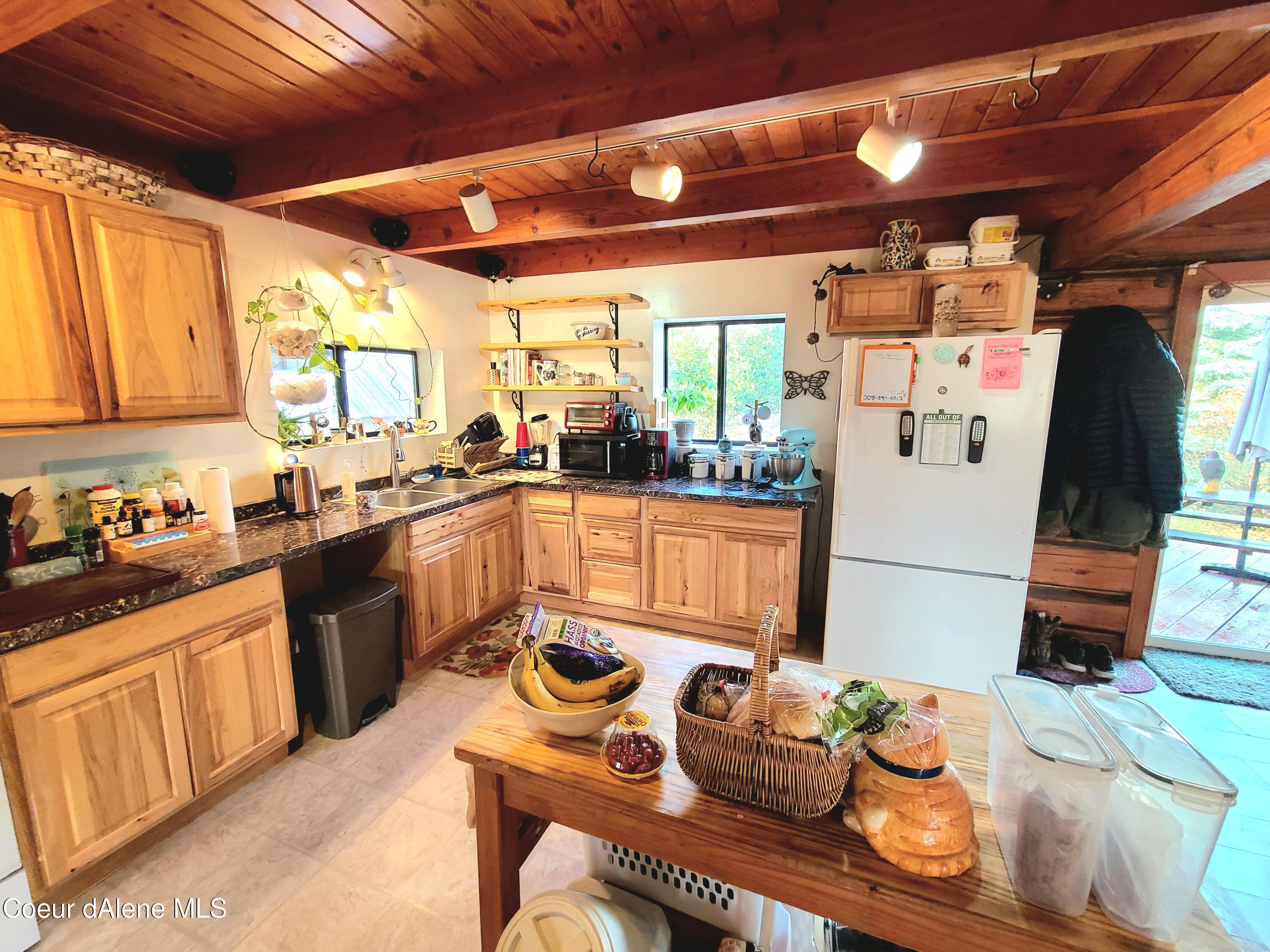 616 Painter Road Clark Fork, ID 83811 - Photo 24 of 64 Kitchen
