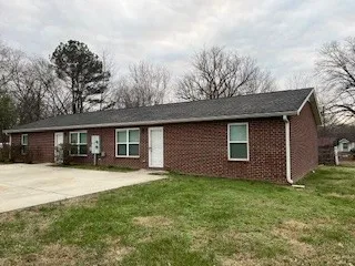 $1,400 | 700 Vincent Street, Manchester, TN 37355