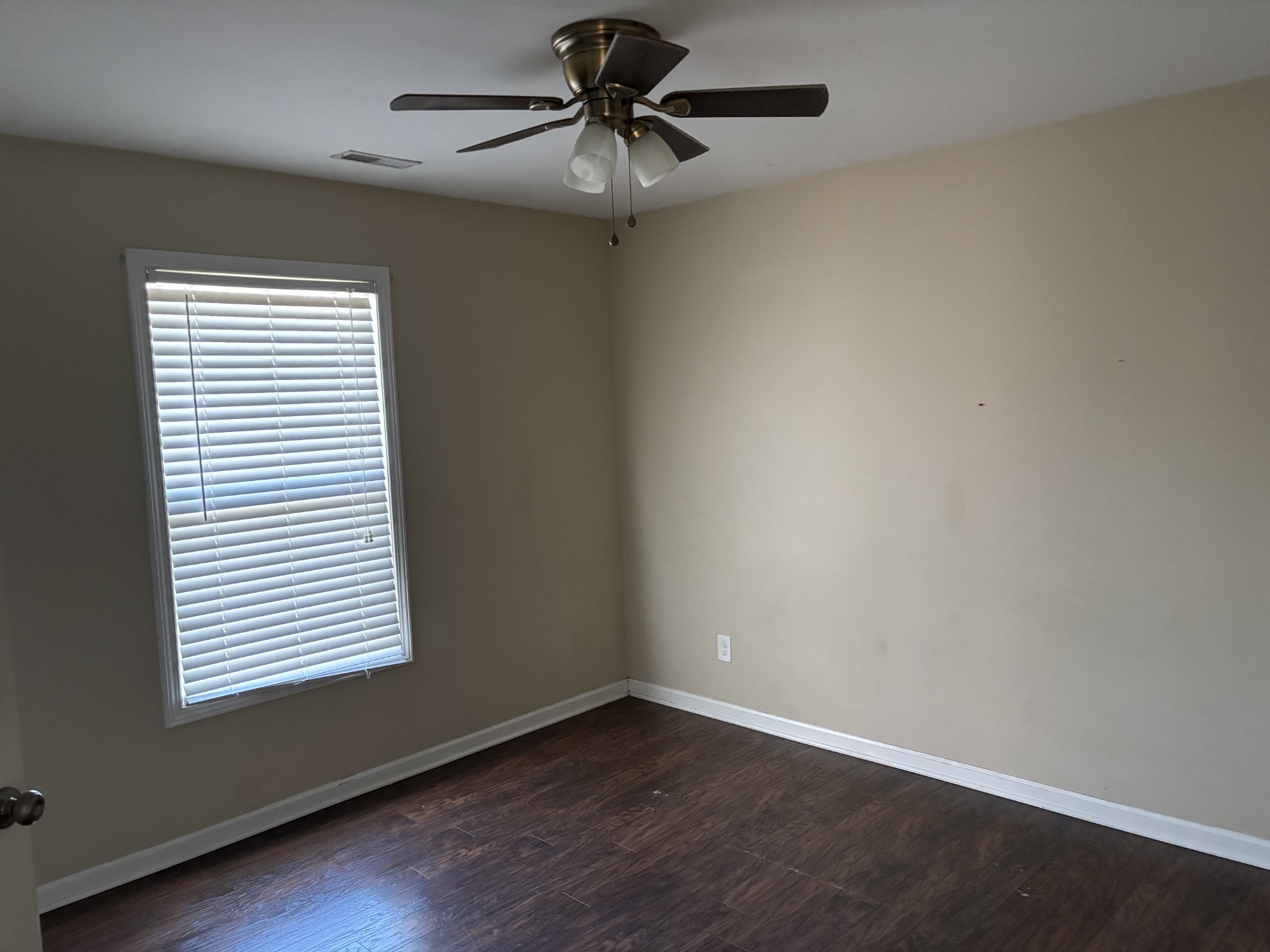 700 Vincent Street Manchester, TN 37355 - Photo 5 of 9