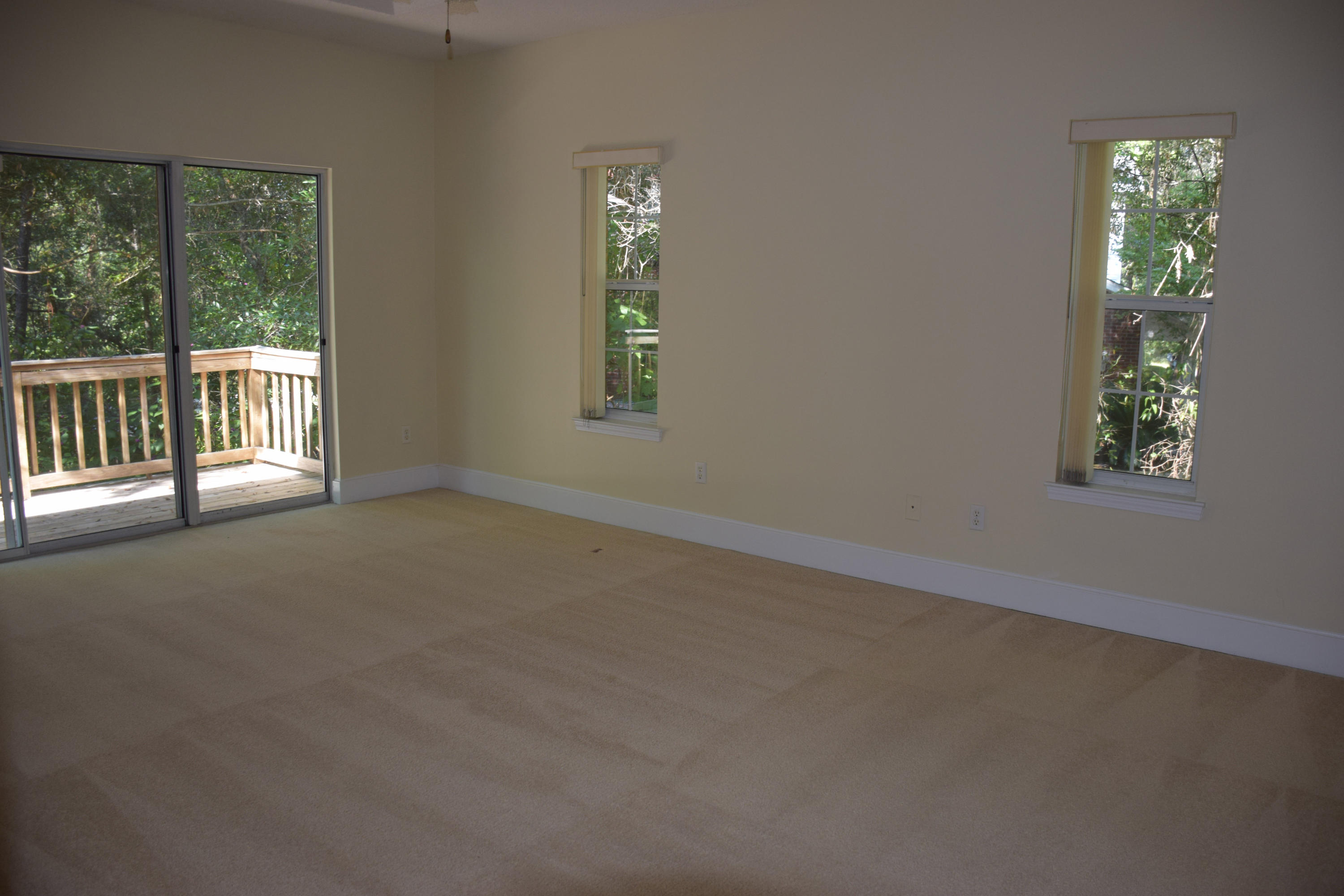 1828 Huntington Road Niceville, FL 32578 - Photo 14 of 27 an empty room with windows