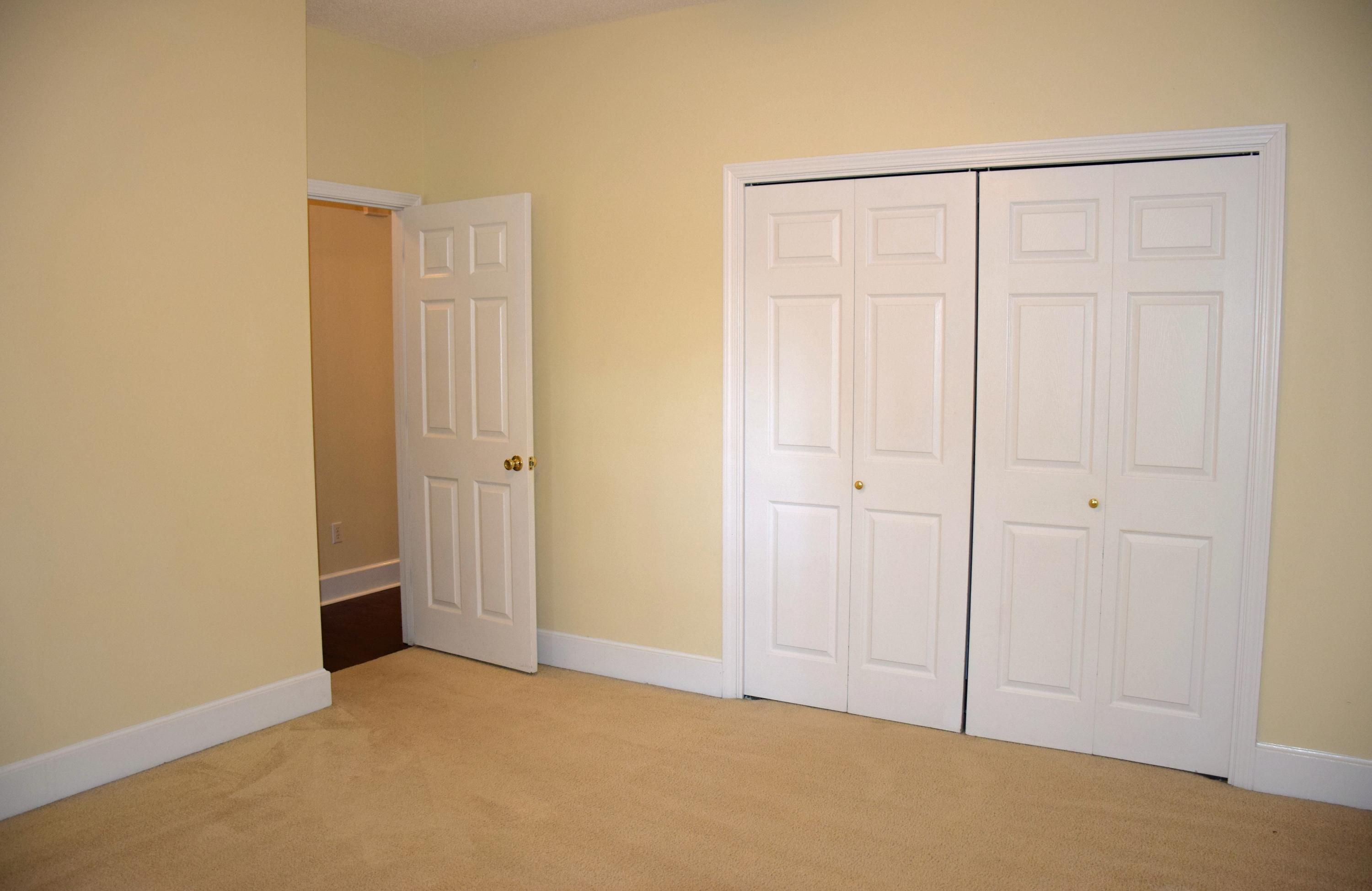 1828 Huntington Road Niceville, FL 32578 - Photo 22 of 27 a view of an empty room