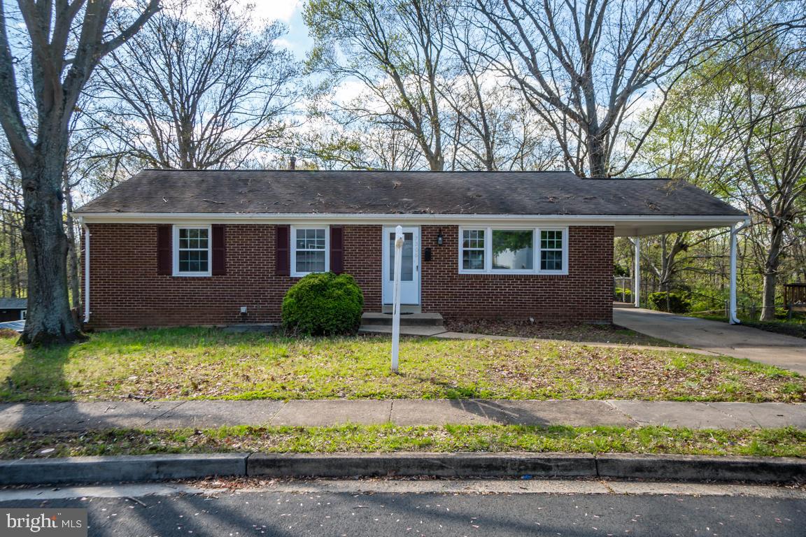 7306 Castle Road Manassas, VA 20109 - Photo 1 of 36 Gallery Image 1