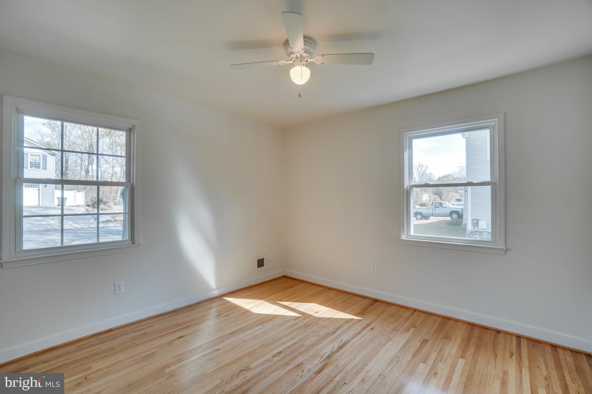 7306 Castle Road Manassas, VA 20109 - Photo 16 of 36 Gallery Image 16