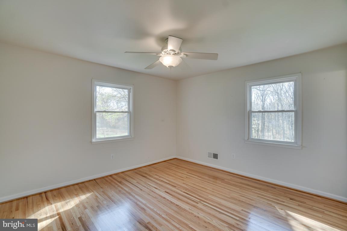 7306 Castle Road Manassas, VA 20109 - Photo 20 of 36 Gallery Image 20