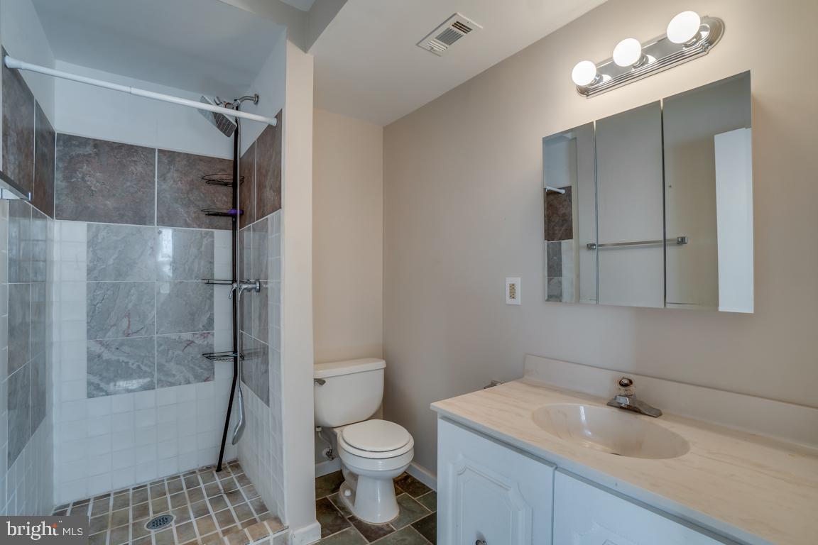 7306 Castle Road Manassas, VA 20109 - Photo 28 of 36 Gallery Image 28