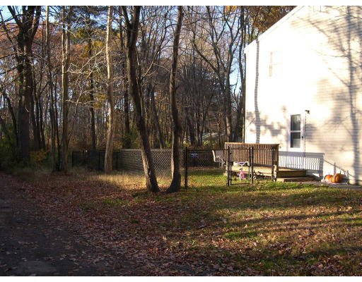 27 Hemlock Road Holbrook, MA 02343 - Photo 2 of 10