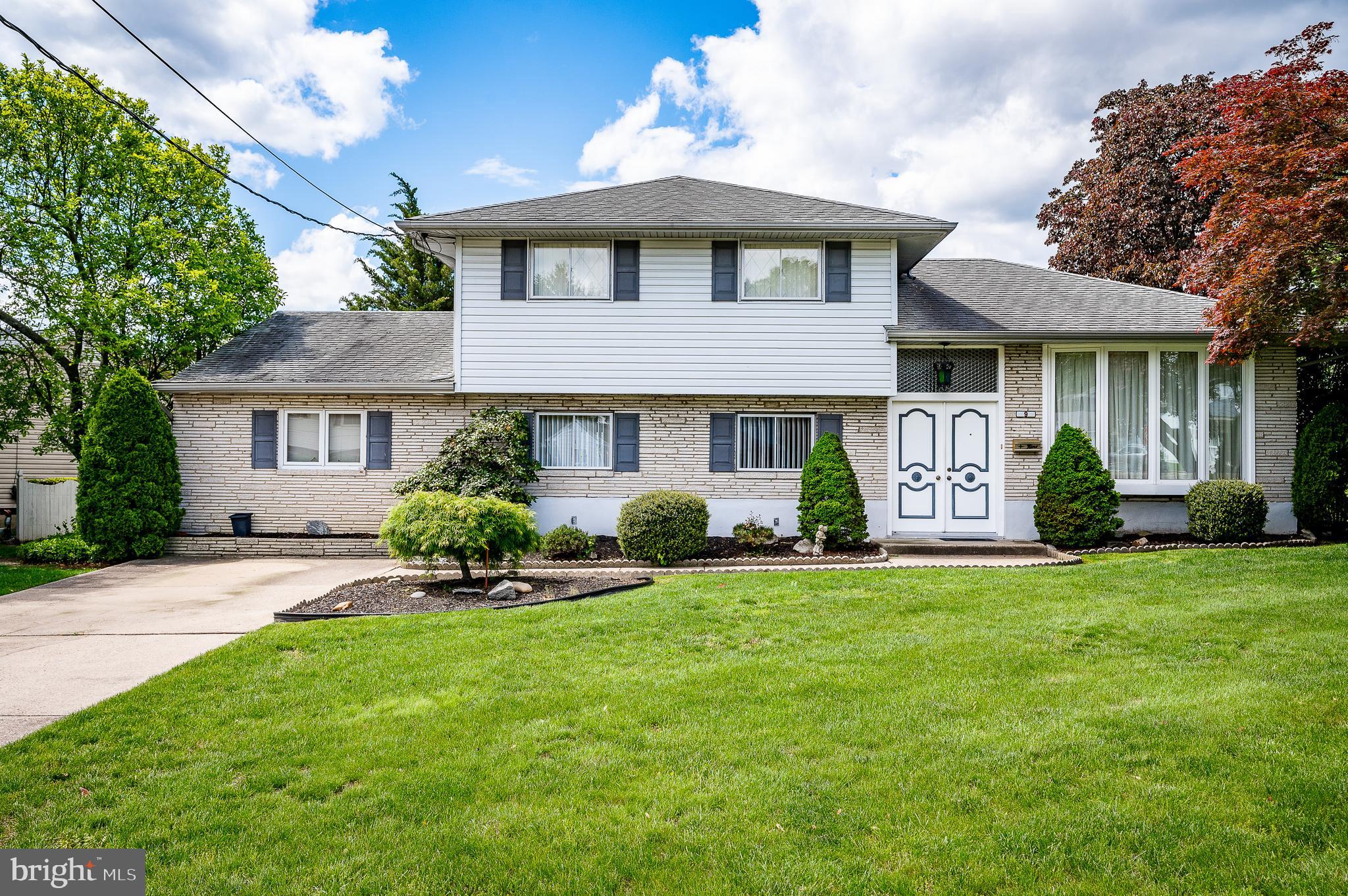 9 Stephen Drive Glendora, NJ 08029 - Photo 1 of 29