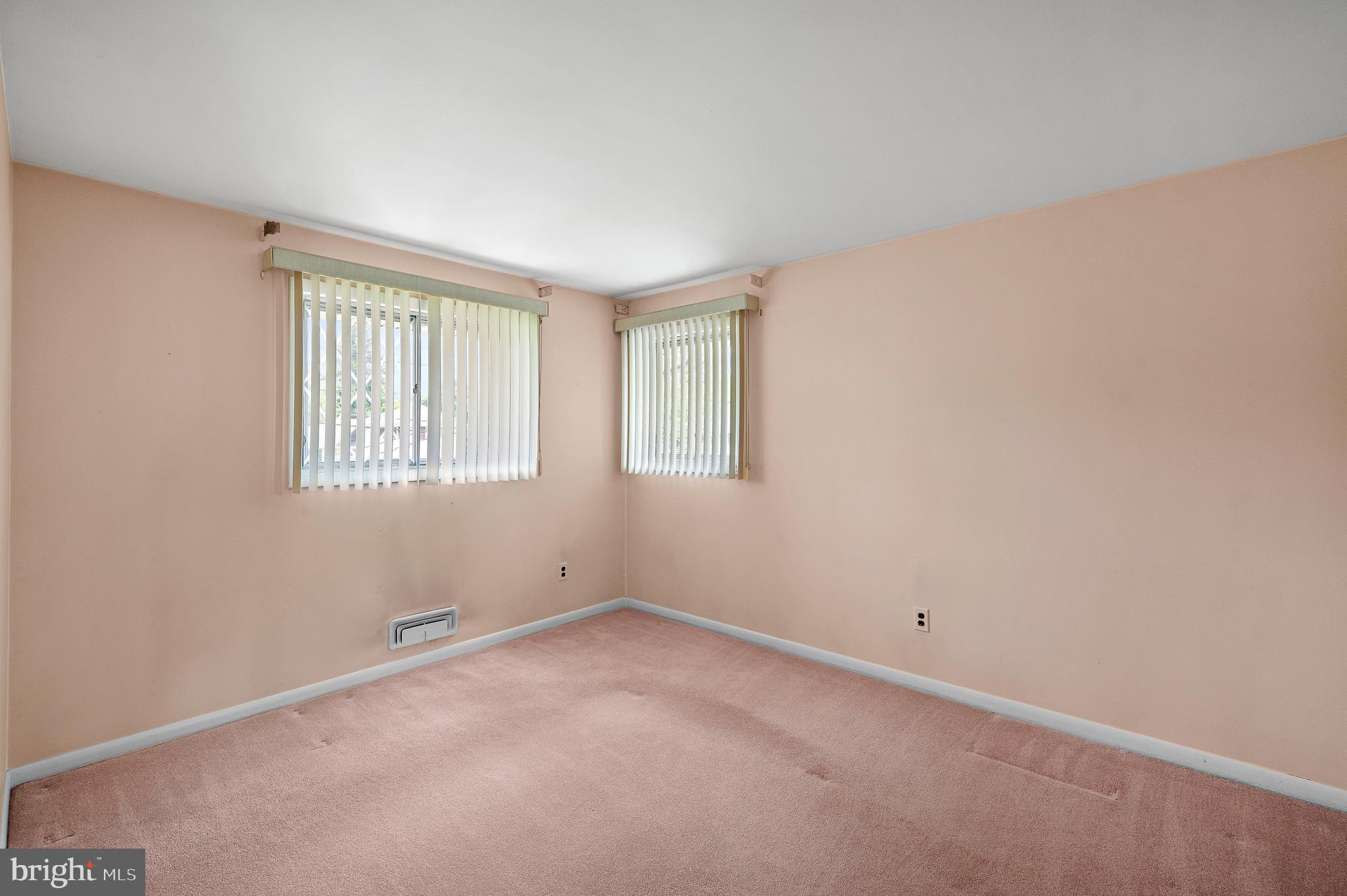 9 Stephen Drive Glendora, NJ 08029 - Photo 16 of 29