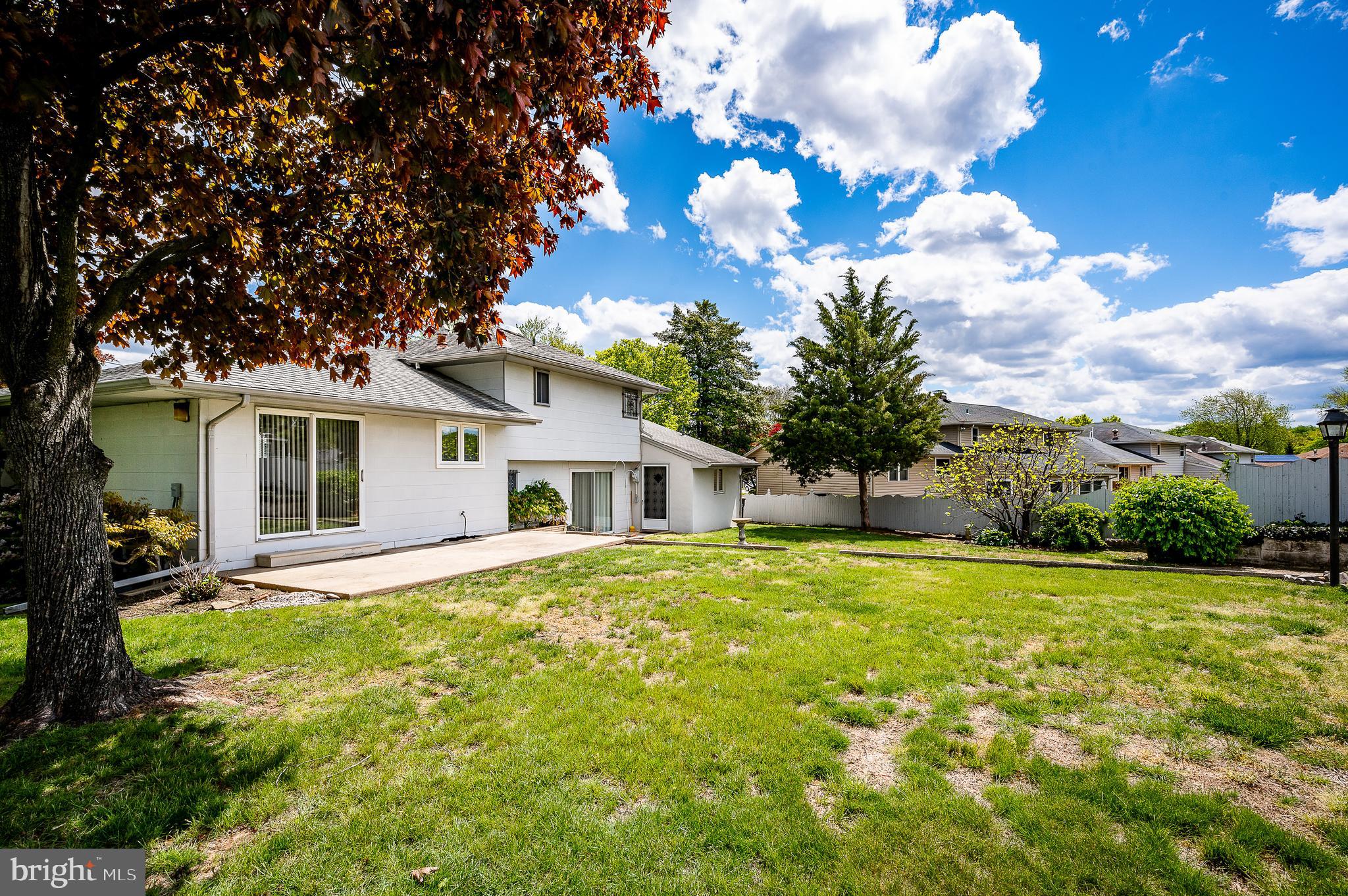 9 Stephen Drive Glendora, NJ 08029 - Photo 4 of 29