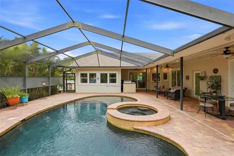 $1,295,000 | 661 7th Avenue North, Tierra Verde, FL 33715