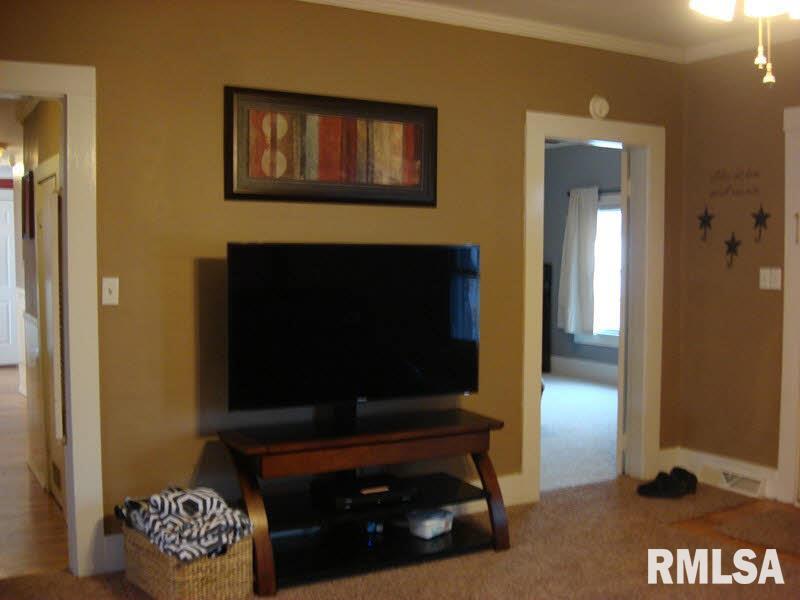 600 South Crawford Street Ridgway, IL 62979 - Photo 3 of 15 Gallery Image 3