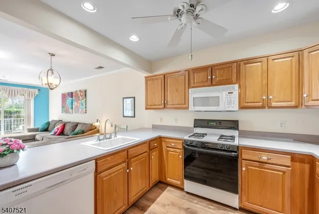 $320,000 | 1129 Hamilton Drive, Unit 1129, Rockaway, NJ 07866