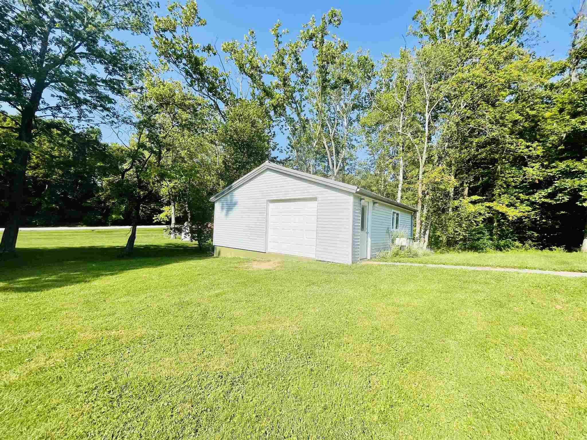 222 Mt Pleasant Road Bedford, IN 47421 - Photo 13 of 15 Gallery Image 13